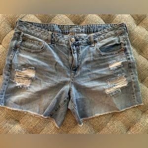 American Eagle Boy Midi Short